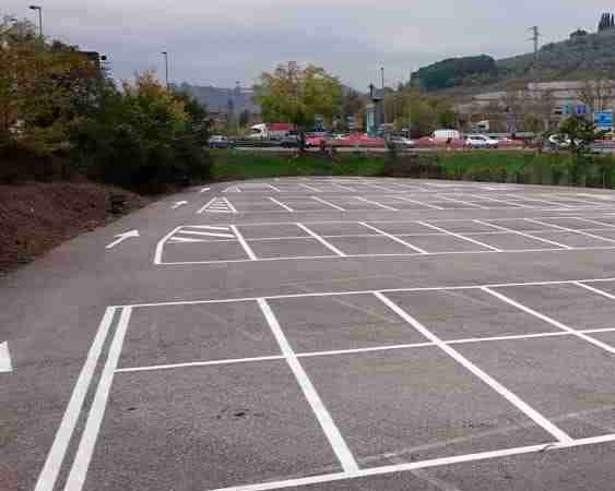 Parcheggio gratuito adiacente all'hotel